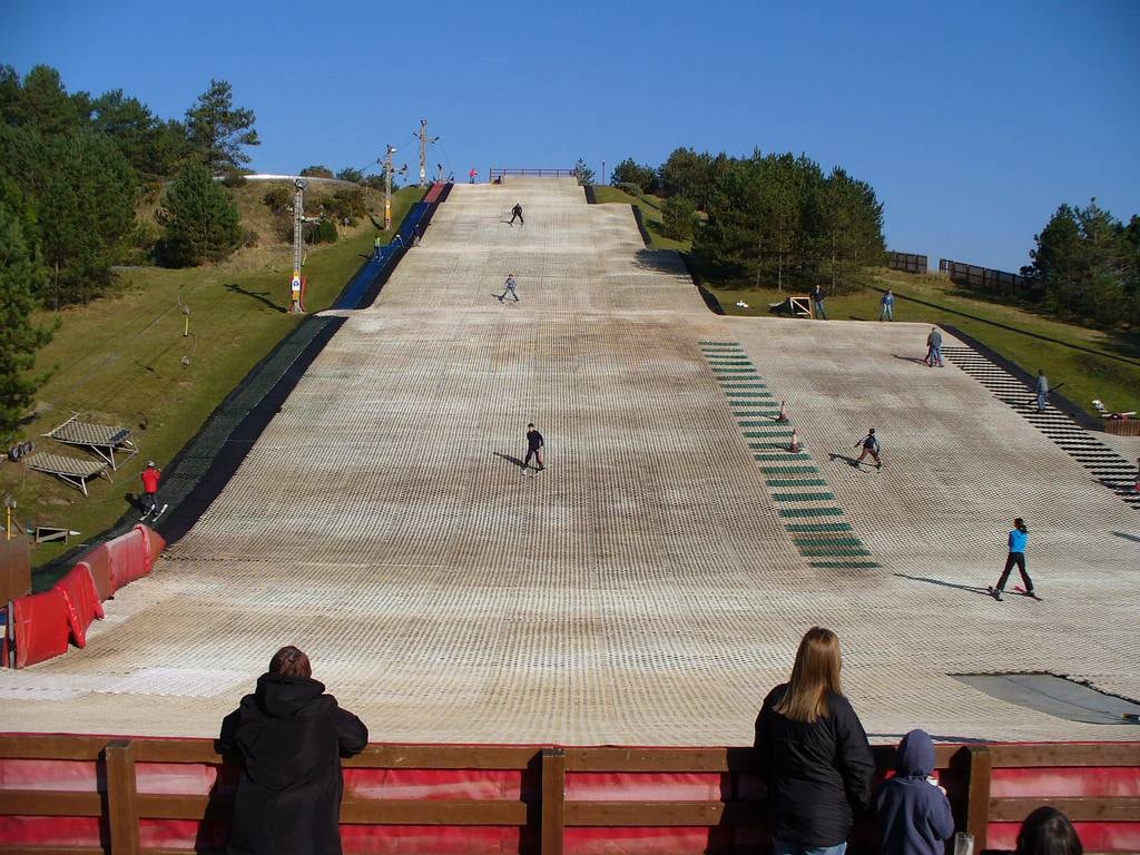 Dry slopes Pembrey Ski Slope trail map